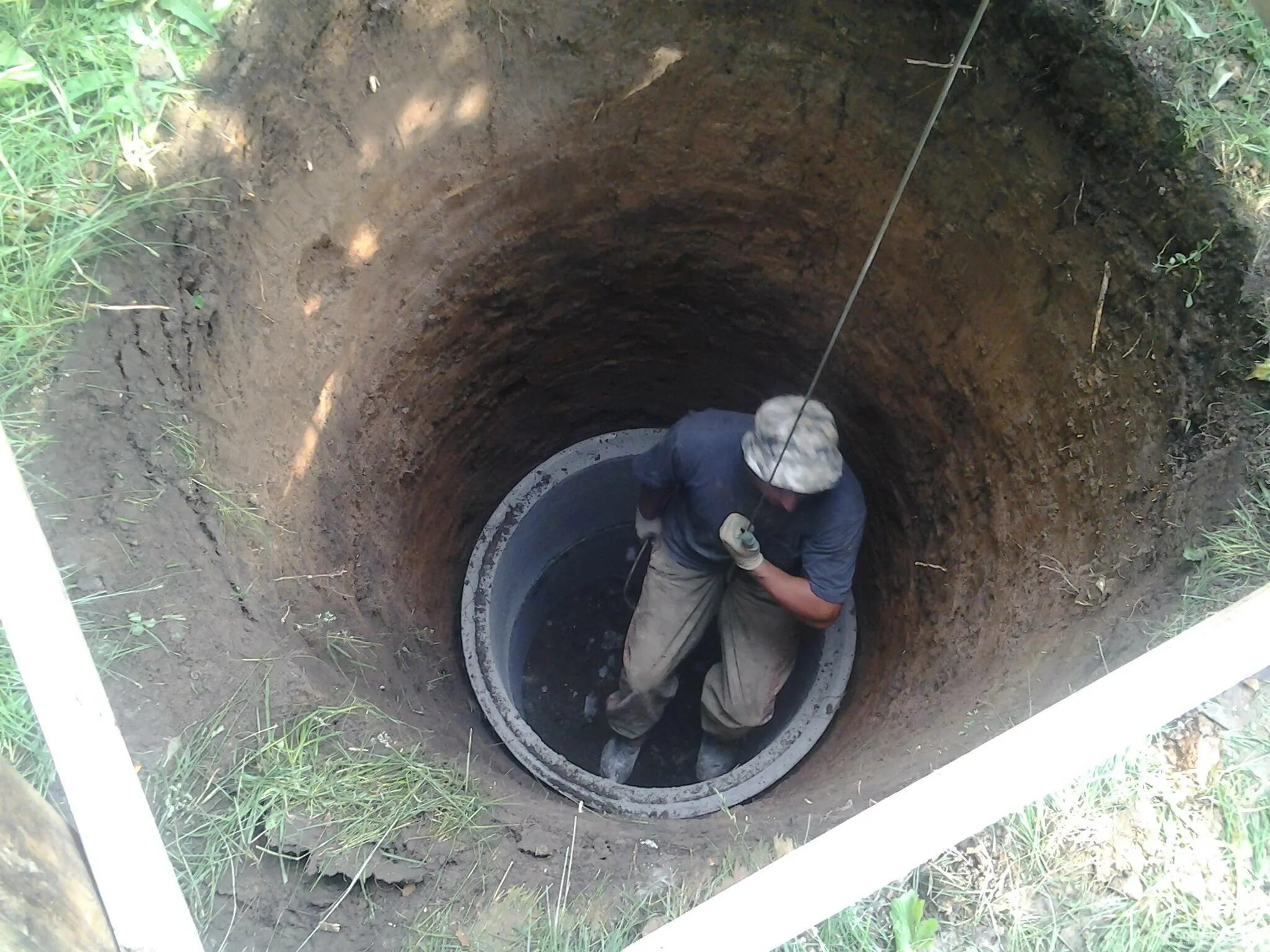 Вода колодцев копки. Копка колодцев. рытье колодцев. копаем колодцы. копка колодцев вручную.