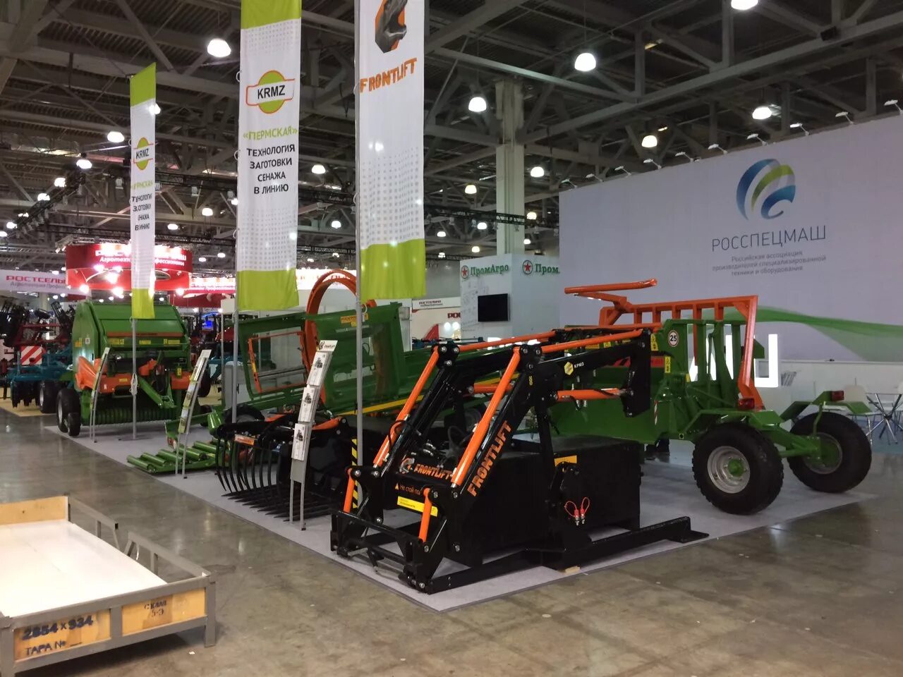 экскаватор рм терекс 400. российские производители техники. Rsm 161 комбайн. российские производители техники. сельскохозяйственное машиностроение ростсельмаш.