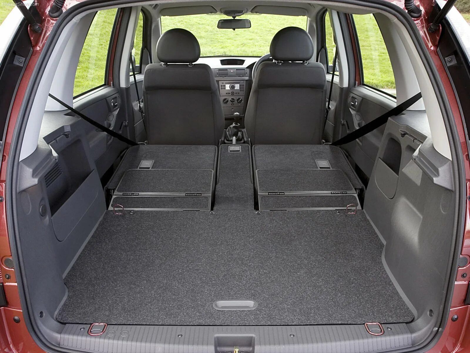 Багажник для опель зафира 2007 года. Opel zafira 2007 багажник. Багажник опель мерива б. Полка багажника opel corsa d. Багажник опель мерива б.