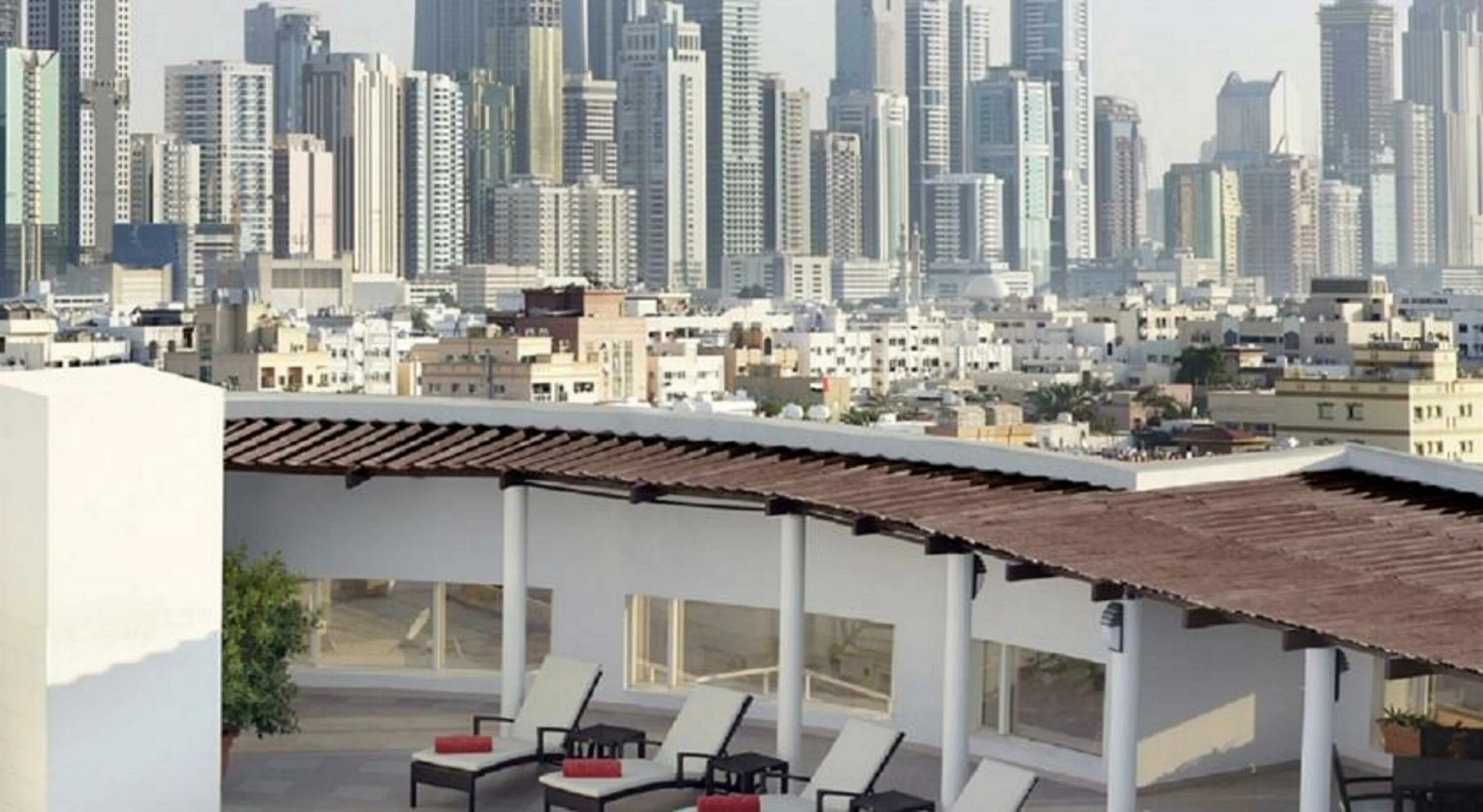 Jumeira rotana hotel. Jumeirah rotana hotel 4*. Джумейра ротана 4. Jumeira rotana dubai. Джумейра ротана 4.