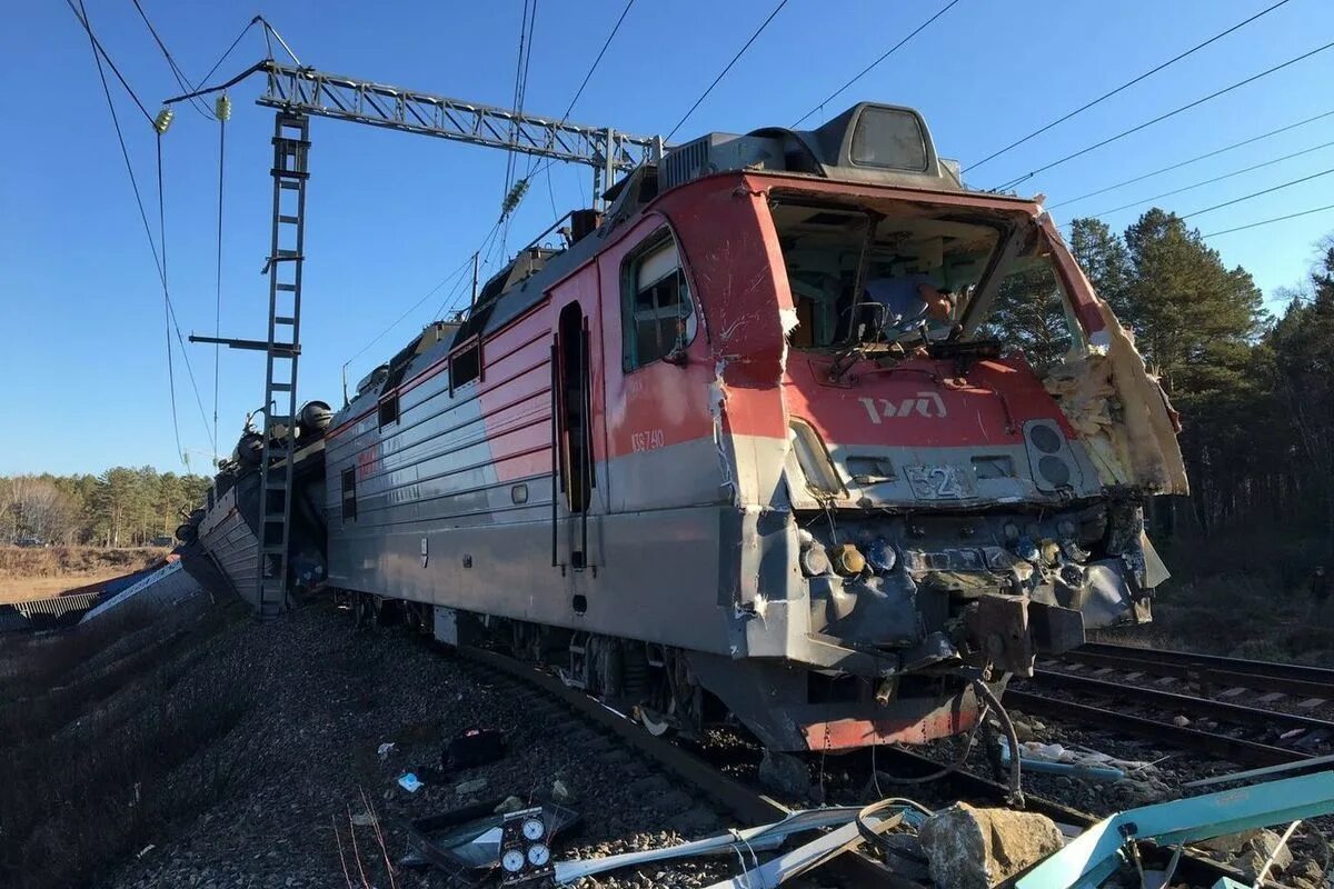 Ангасолка Слюдянка сход вагонов 14.06.2020. 3эс5к авария. Железнодорожная авария.