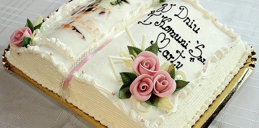 торт книжка. торт в виде книги. тортик в виде книги. кремовый торт книжка. торт раскрытая книга.