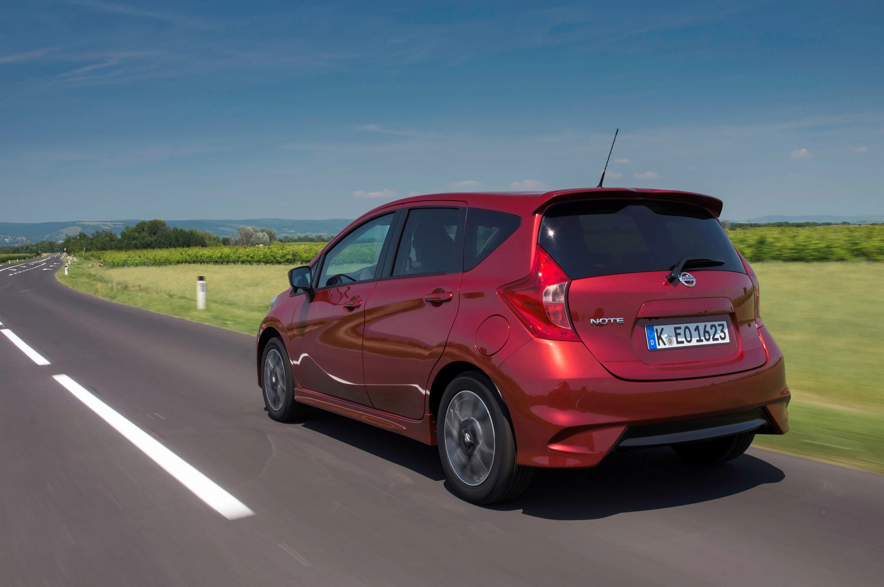 Nissan note 2009. Dig s nissan. Микра тема что такое. Nissan note 2012. Dig s nissan.