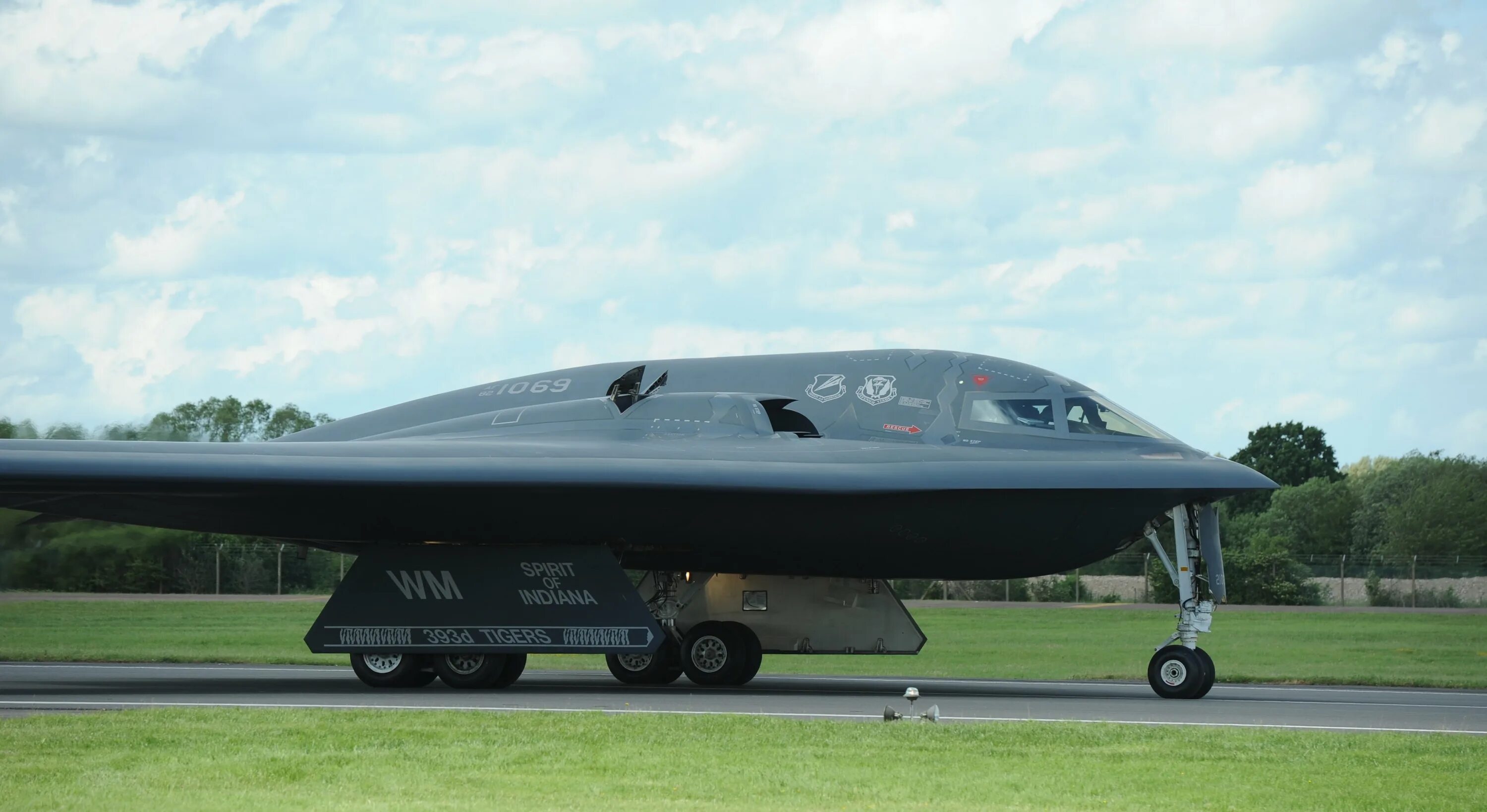 Northrop b 2 spirit характеристики. Стелс-бомбардировщик b-2. B-2 Spirit: стелс-бомбардировщик. B-2 Spirit Stealth Bomber. Стелс бомбардировщик б2.