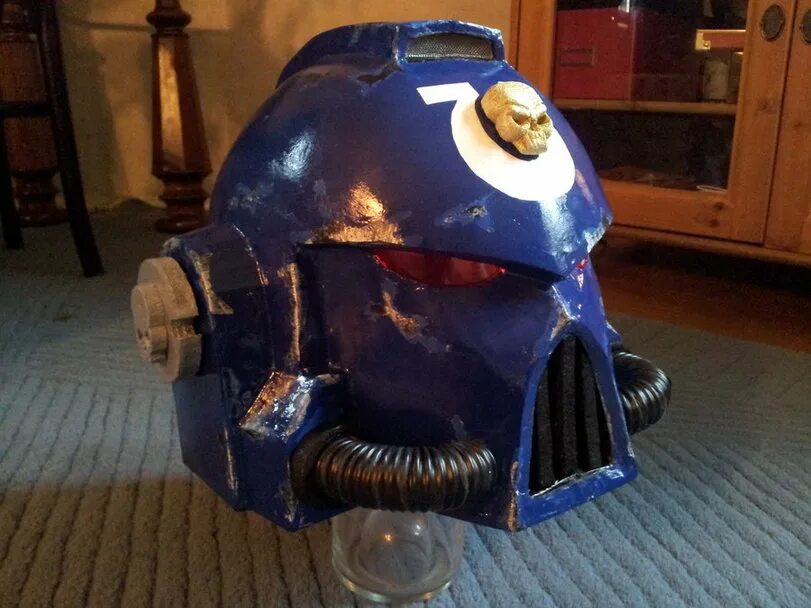 Warhammer 40000 шлем. Warhammer space marine helmet. Шлем space marine. Шлем из вархаммер 40к. Space marine шлем.