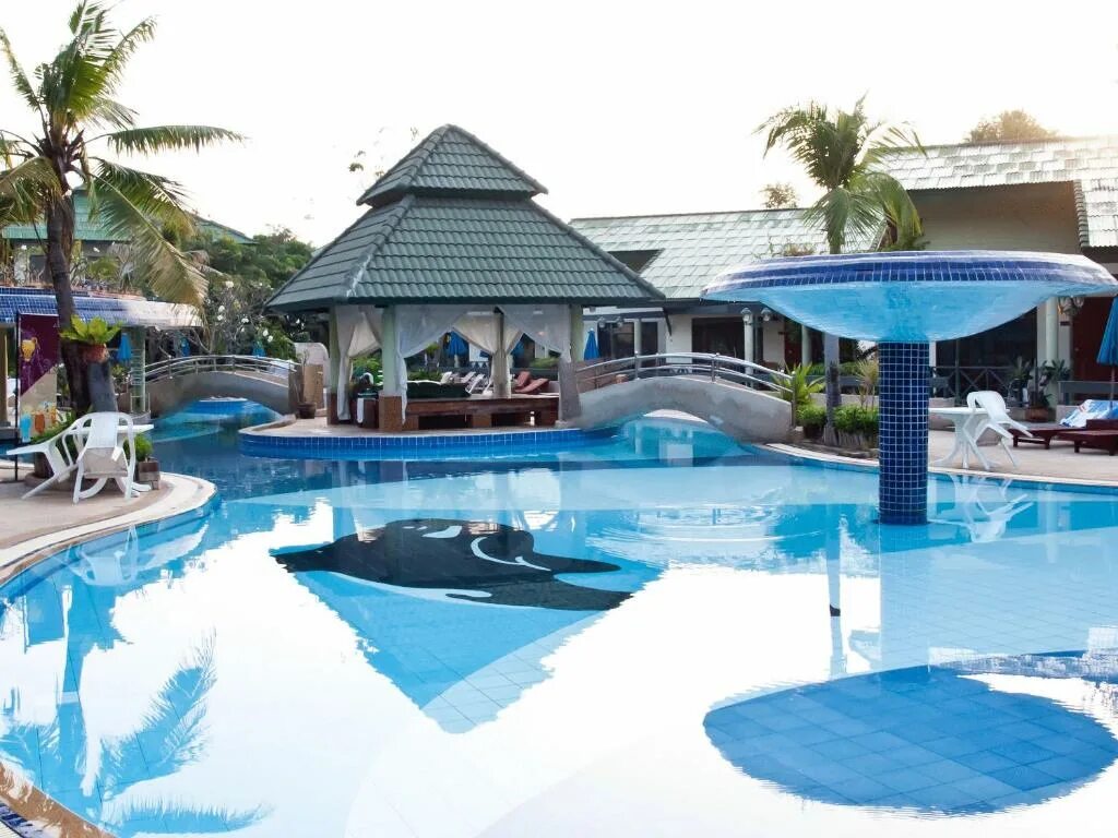 Grand jomtien отзывы. Гранд джомтьен палас. Паттайя grand jomtien palace. Grand jomtien palace 3*. Гранд джомтьен паттайя.