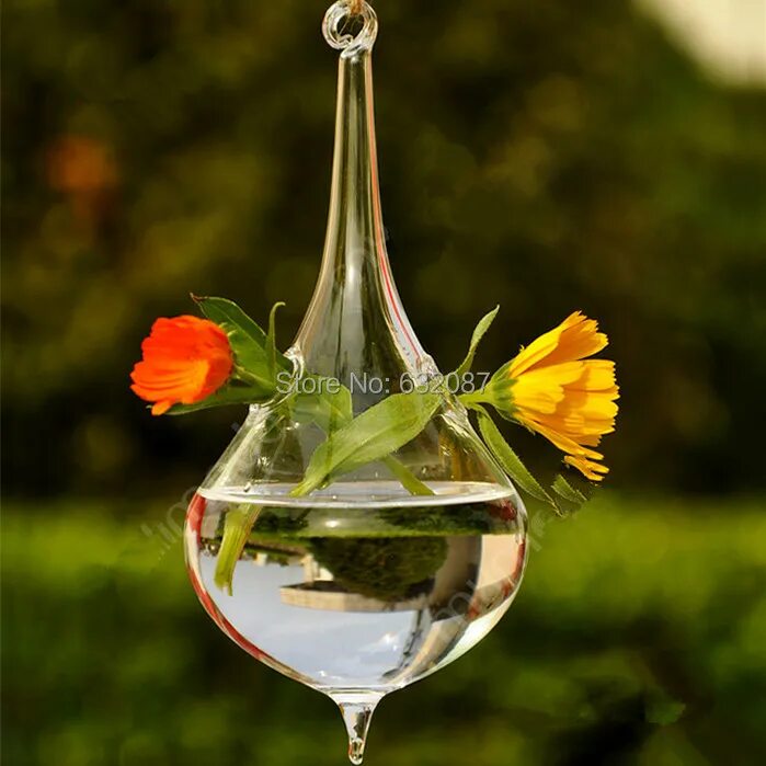 Из красивых ваз висевший воздухе. Стеклянные цветы. Ваза капля стеклянная. Подвесная стеклянная ваза. Цветок в стеклянной капле.
