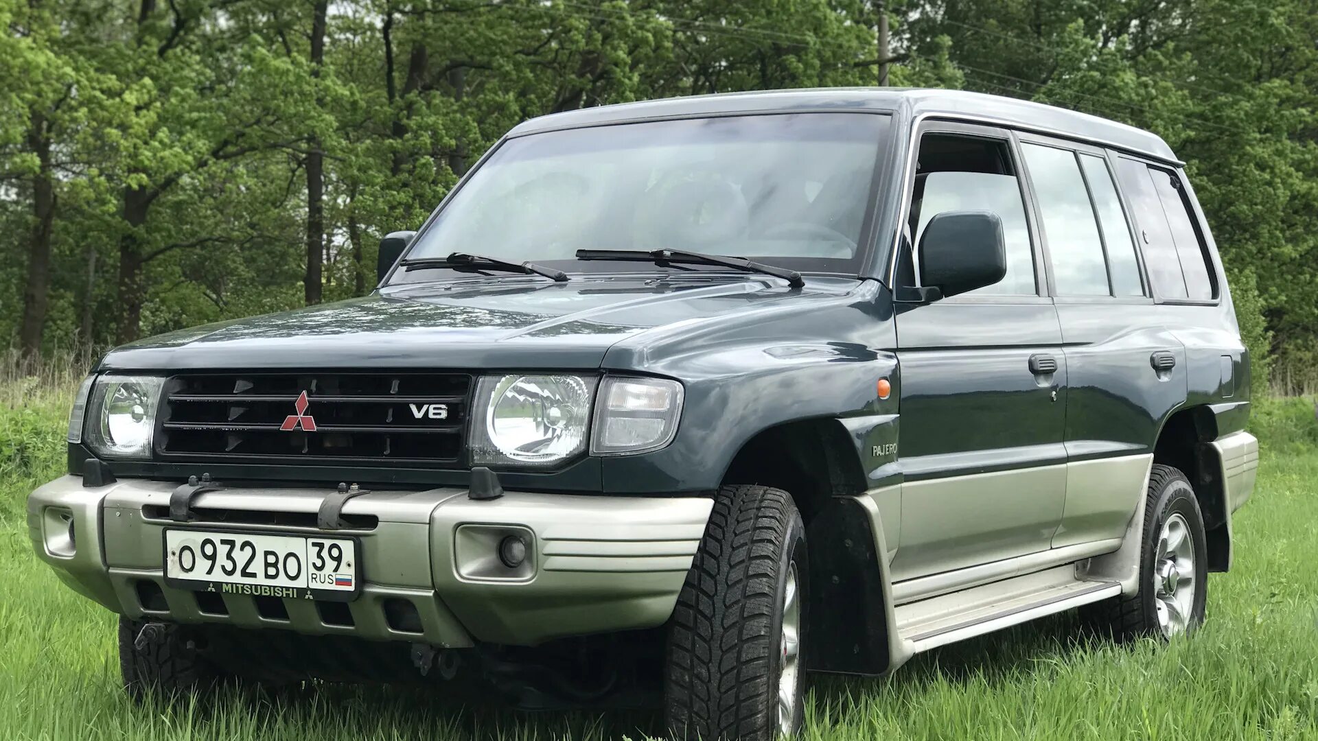 Mitsubishi pajero ii. Мицубиси Паджеро 1999г. Мицубиси Паджеро 1999. Митсубиси Паджеро 2 1999. Mitsubishi Pajero II 3.