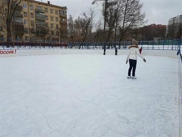 Каток адреса москва