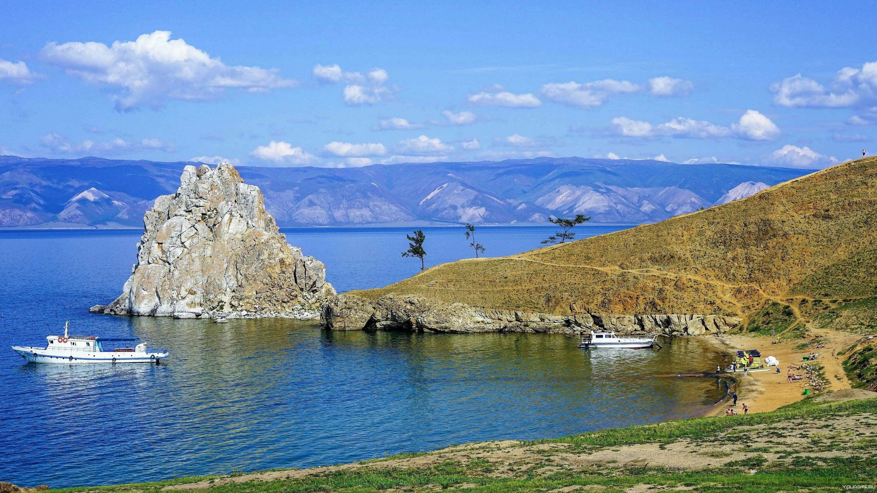 Куркутский залив Байкал. Байкал Ольхон бухта. Ольхон Куркутский залив. Озеро Байкал остров Ольхон.