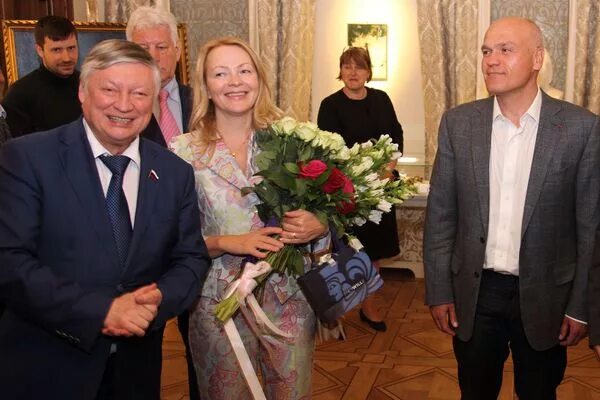 В Москве прошла премьера фильма "Утомленные солнцем-2"