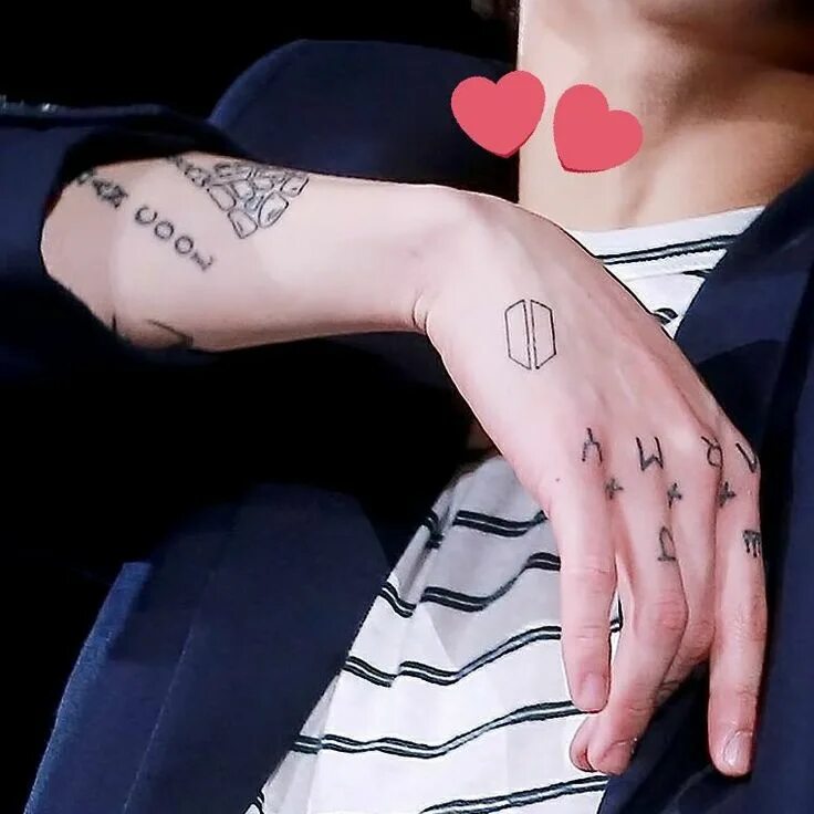 Чонгук tattoo. Тату бтс чимин. чонгук бтс тату. тату чонгука. тату чонгука арми.