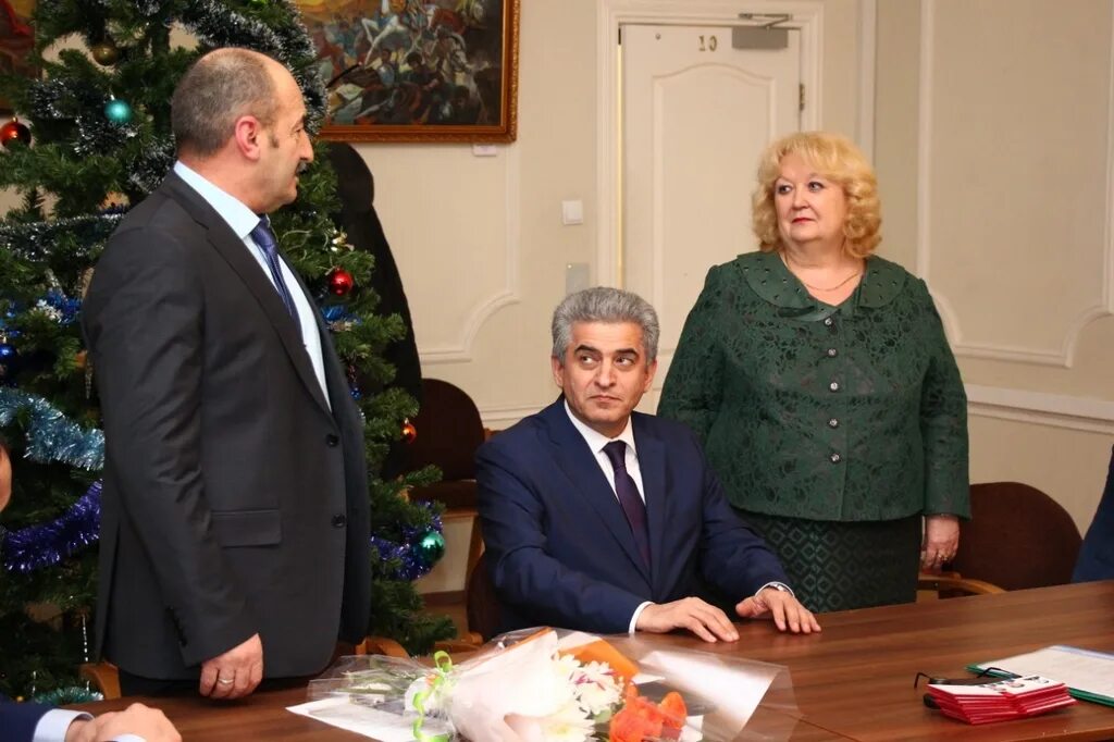 диаспоры в спб. диаспоры в спб. диаспоры санкт-петербурга. диаспоры в спб. председатель таджикской диаспоры в санкт петербурге.