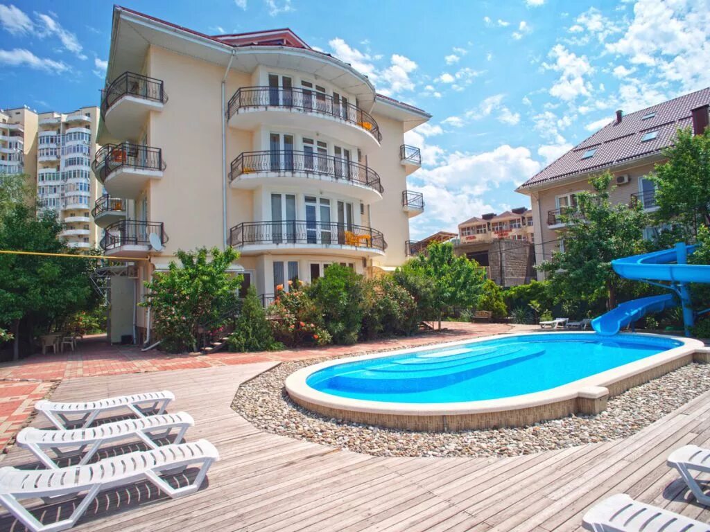 Лазаревское отель у жанны. Гостевой дом европейский лазаревское. Лазаревское гостевой дом валентин ул тормахова 18. Жильё в лазаревском 2022. Гостевой дом у ильгиза лазаревское.