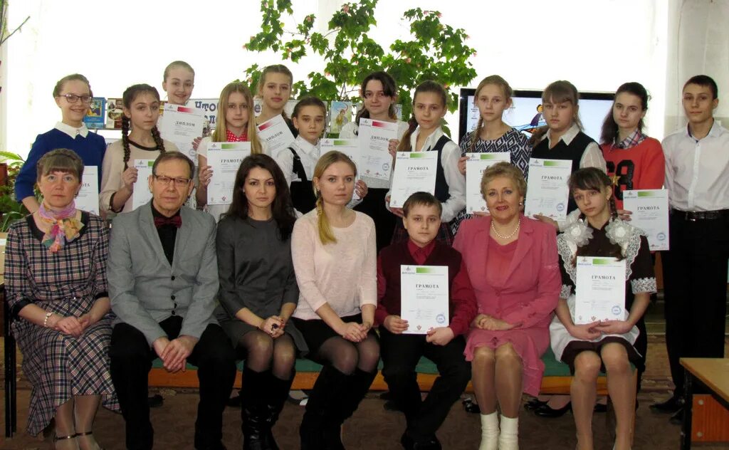 семенов андрей юрьевич сафоново. сафоновские ведомости в одноклассниках. семёнов андрей юрьевич сафоново. сафоновские ведомости в одноклассниках. сафоново гимназия 5.