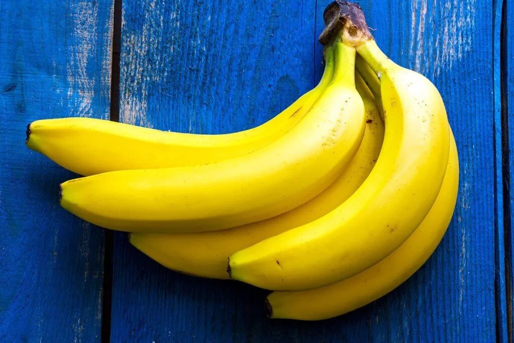 Банан. Красивый банан. Необычные бананы. Банан голубой.