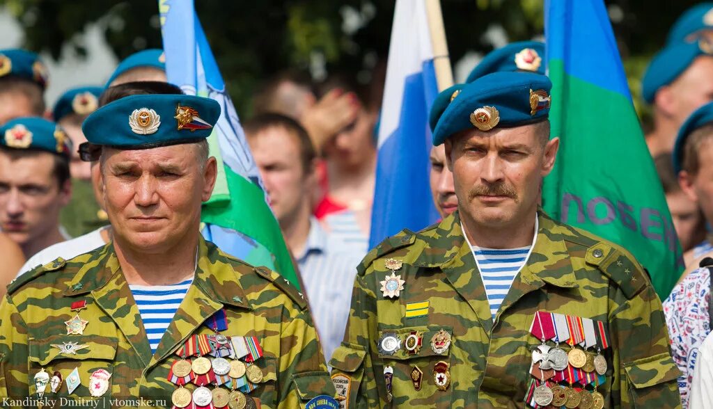 Берет вдв 2022. Вдв ссср в афганистане. Десантники афганцы. Десантники афганцы. Сергей марченко афганистан.