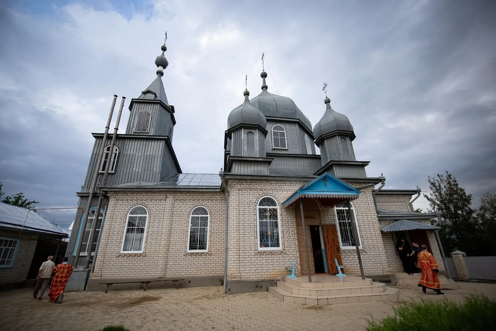 Ст кардоникская зеленчукского. Станица кардоникская природа. Ст кардоникская. Храм пророка илии в архызе. Станица кардоникская храм.