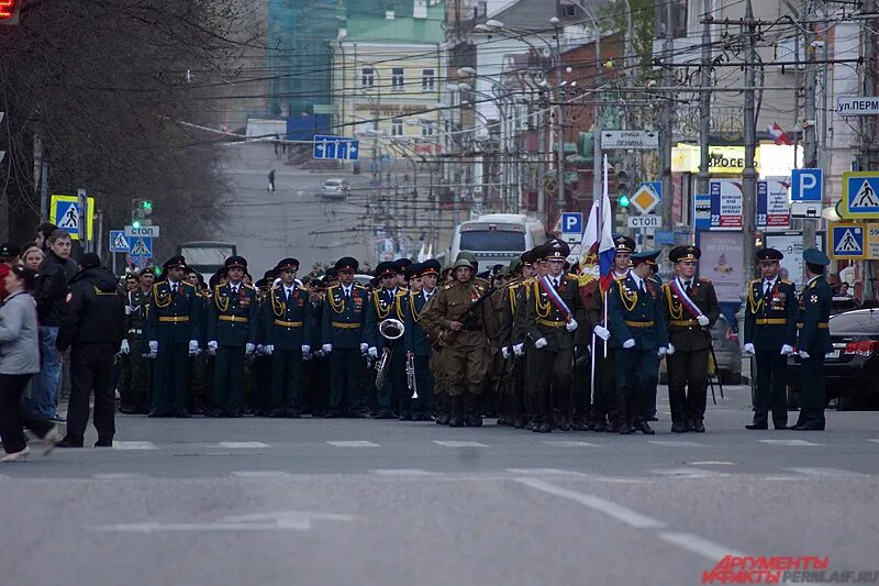 Репетиция парада Пермь 2022. Парад на день Победы в Перми. Репетиция парада в Перми. Празднование 9 мая в Перми. Пермский парад