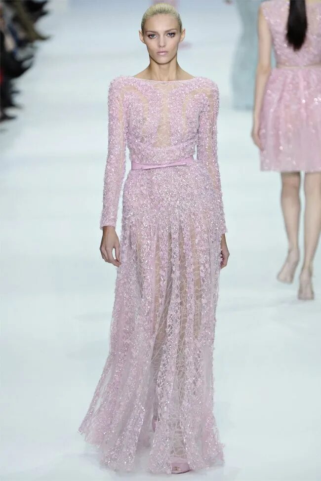 Подиум 2012. Elie Saab 2023 Couture. Elie Saab платья 2012. Эли Сааб платья 2023.