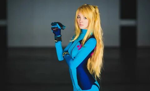 Samus cosplay