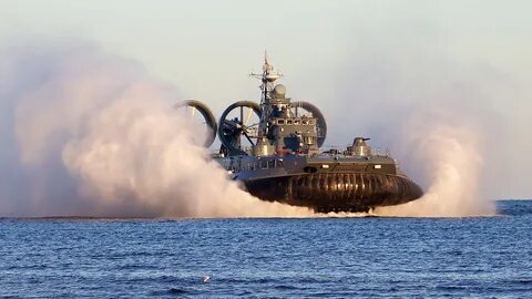 Корабль на воздушной подушке