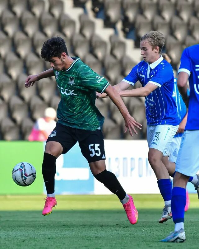 футбол матч. балтика динамо трансляция. куштодиу динамо. балтика футбол матч. балтика калининград 1993.