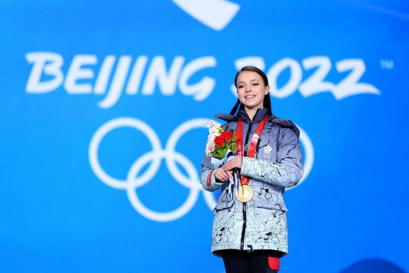 Олимпийская чемпионка по катанию. Олимпийская чемпионка по катанию. Пекин 2022 фигурное катание камила валиева. Олимпийская чемпионка по катанию. Олимпийская чемпионка по катанию.