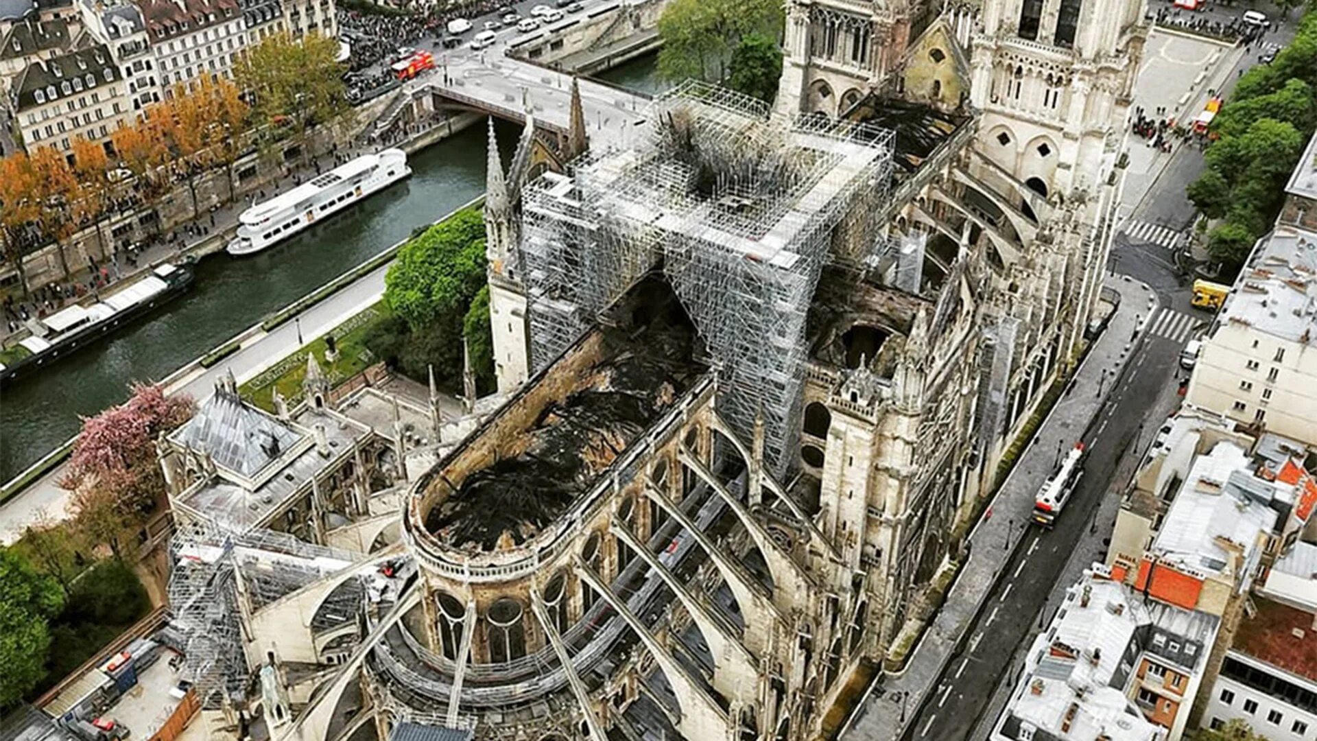 Нотр-дам-де-пари собор сейчас. Собор парижской богоматери 2021. Собор парижской богоматери сейчас 2021. Собор парижской богоматери архитектор. Нотр дам де пари как выглядел.