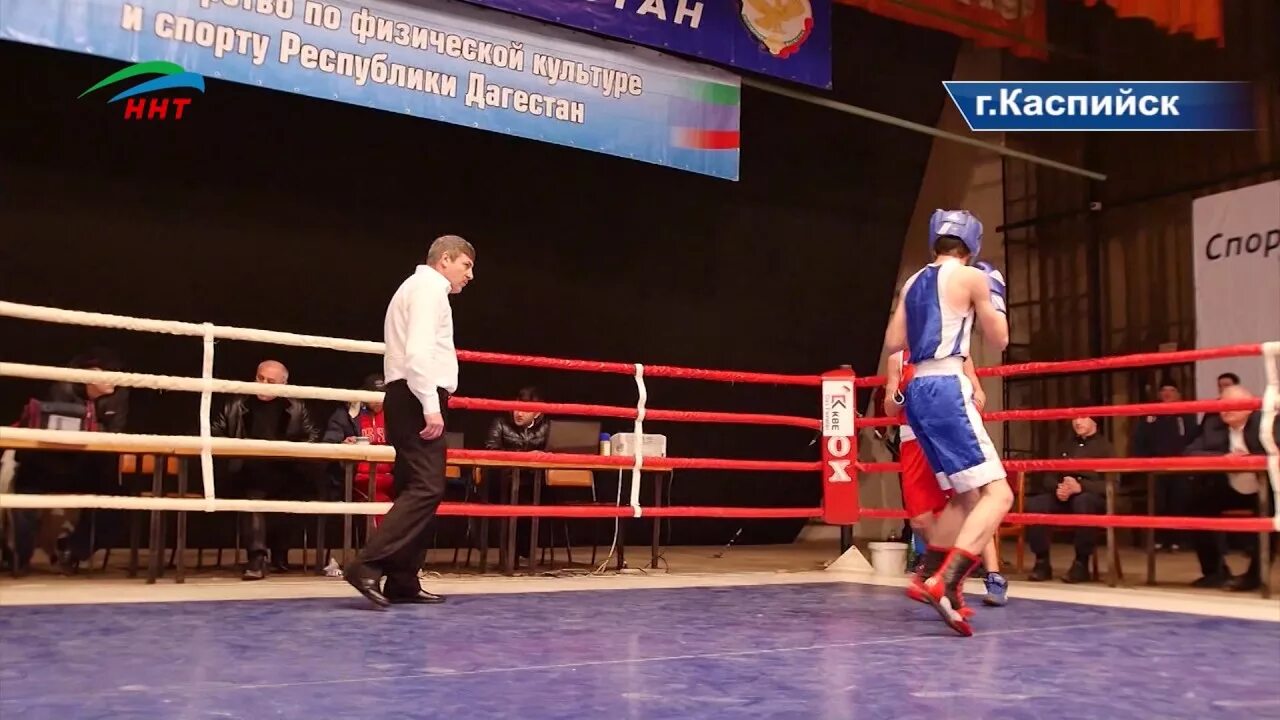 Бокс каспийск. Тренера по боксу в городе каспийск. Урганаев курбан каспийск. Стекляшка каспийск бокс. Чемпионат дагестана по боксу каспийск.