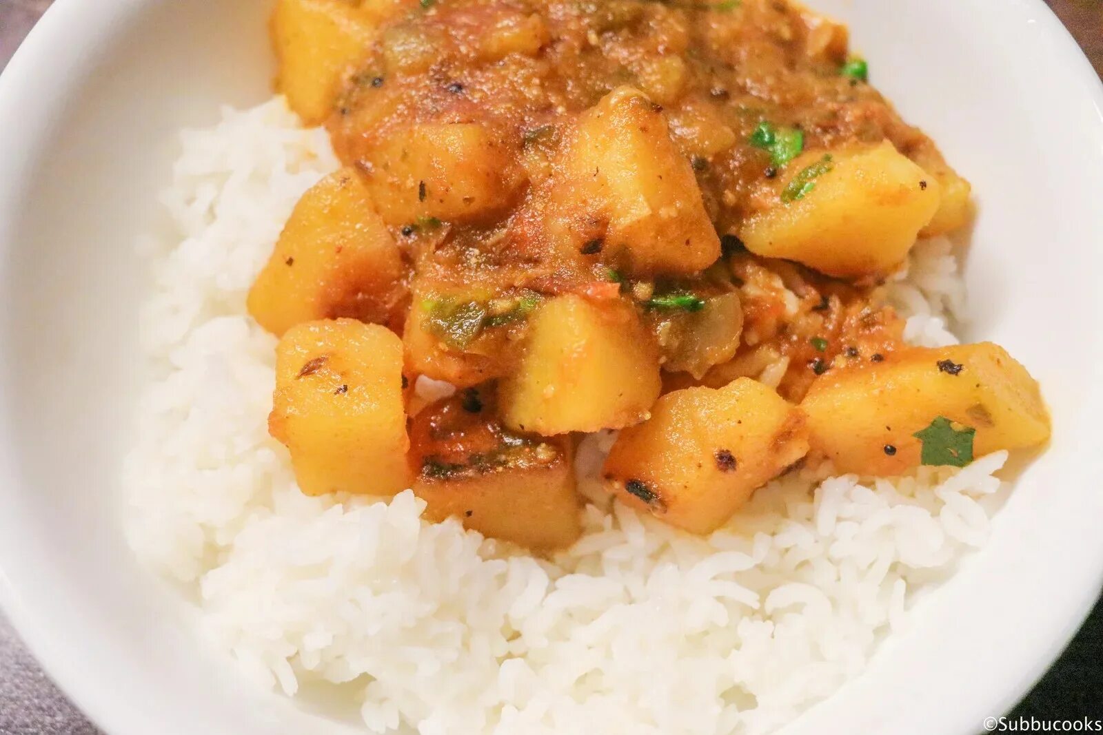Rice potato. Картофель карри. Рис с картошкой. Картофель карри с йогуртом. Curry Rice.