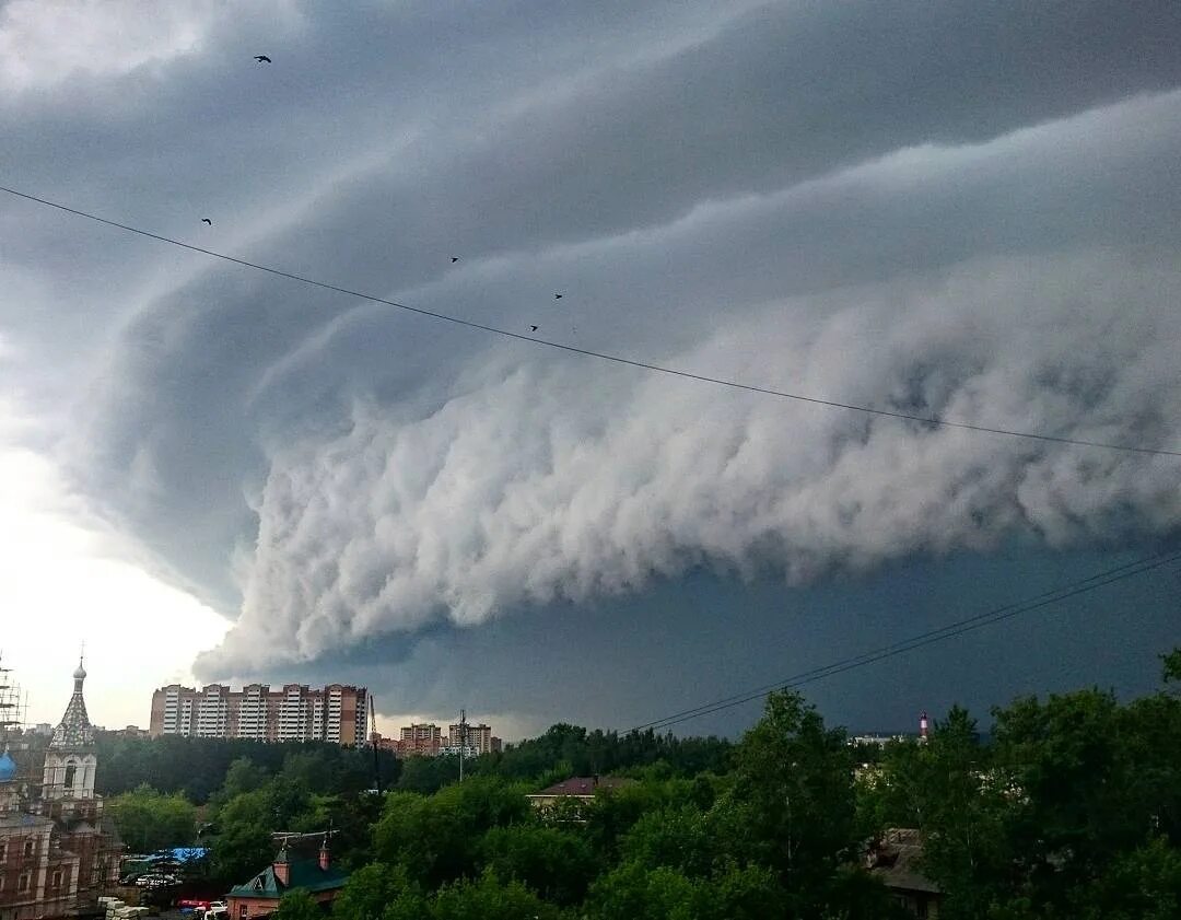 Ураган в Москве 2017 смерч. Смерч ураган Торнадо в Москве. Москва ураган смерч Торнадо в Москве. Торнадо шторм Россия.