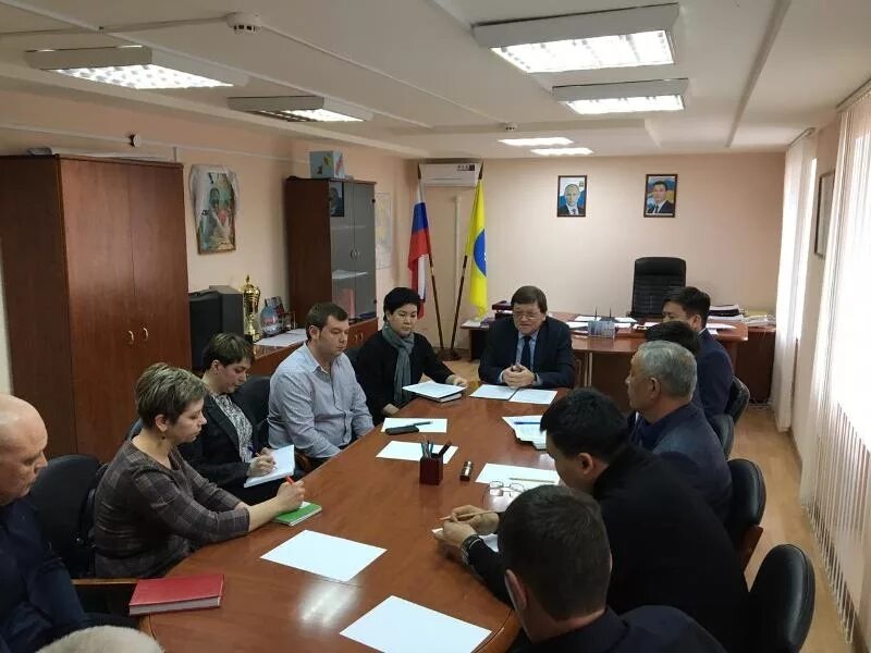 министр строительства калмыкии