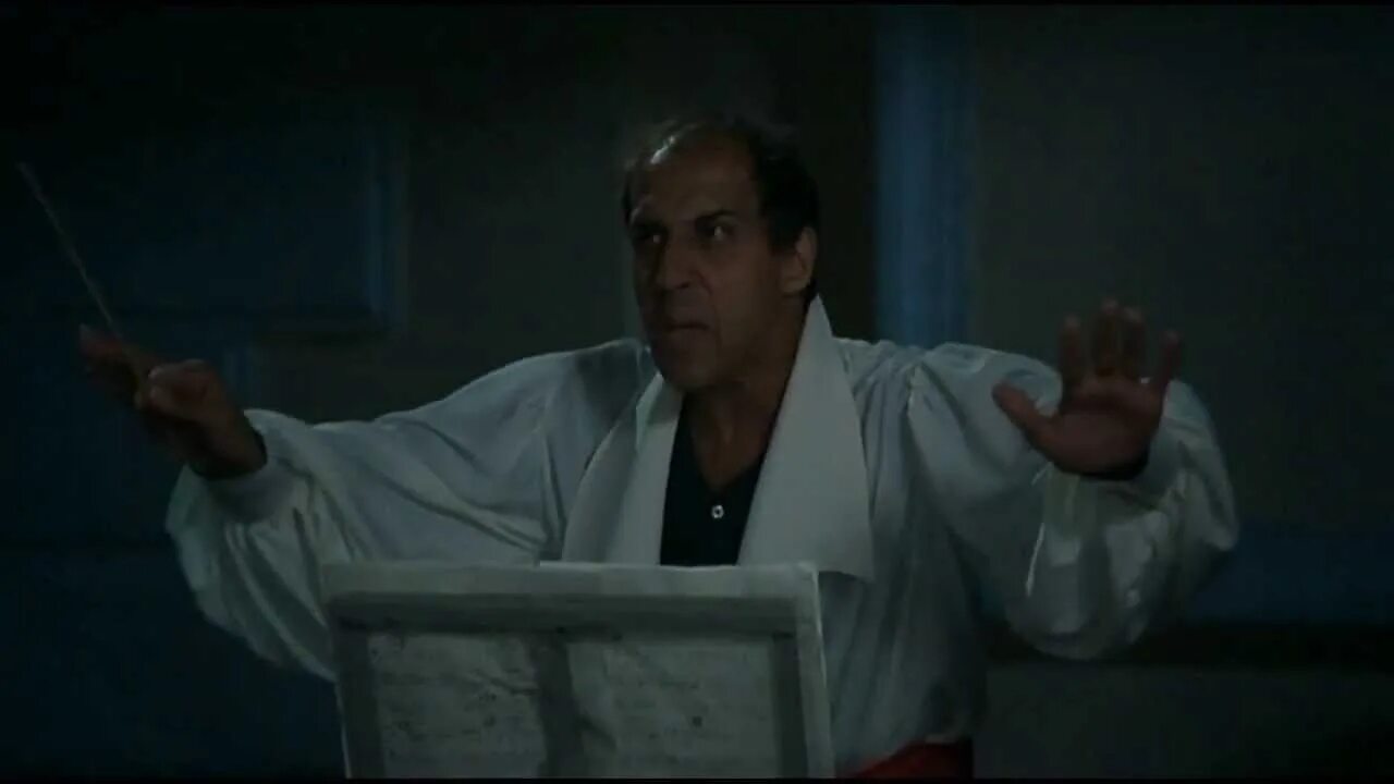 Адриано челентано безумно влюбленный. Безумно влюбленный песня. Безумно влюбленный италия 1981 ко. Безумно влюбленный водитель автобуса. Безумно влюбленный (innamorato pazzo) 1981.