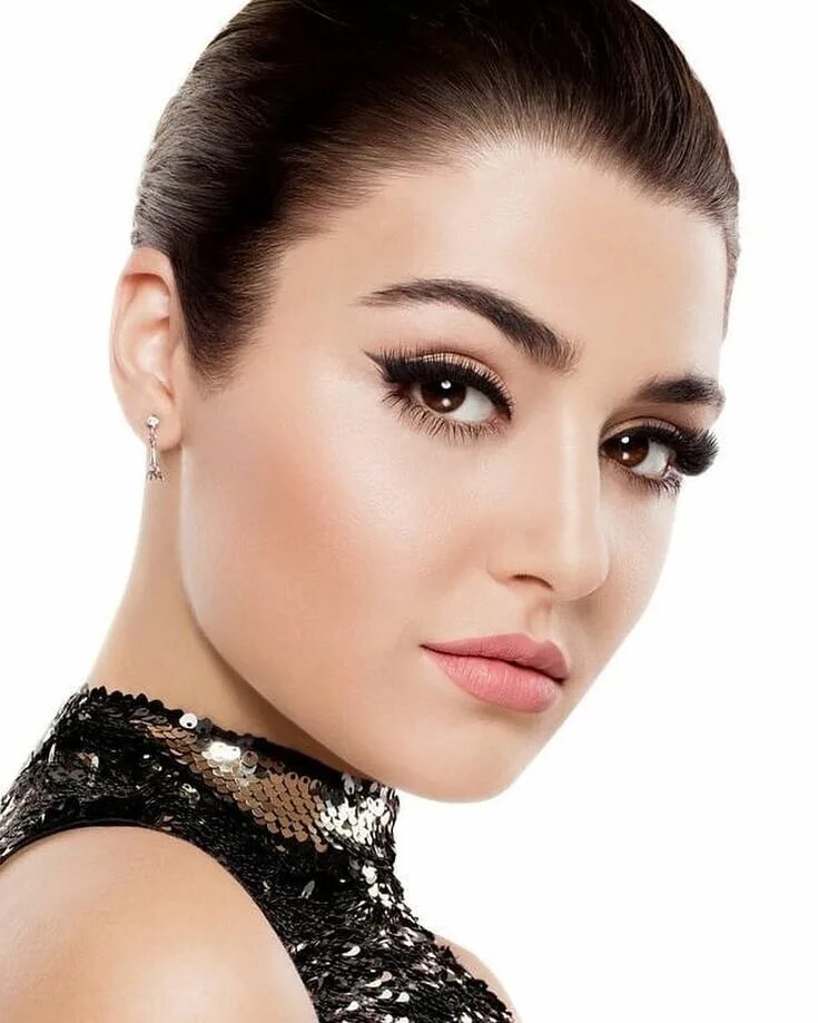 Ханде. Hande. хандэ эрчель. ханде эрчел макияж. ханде эрчел стрелки.