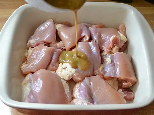 Что можно приготовить из филе куриного бедра. Фаршированные бедрышки куриные без кости. филе бедра куриного без кожи. куриное филе бедра без кости. бедро куриное без кости.