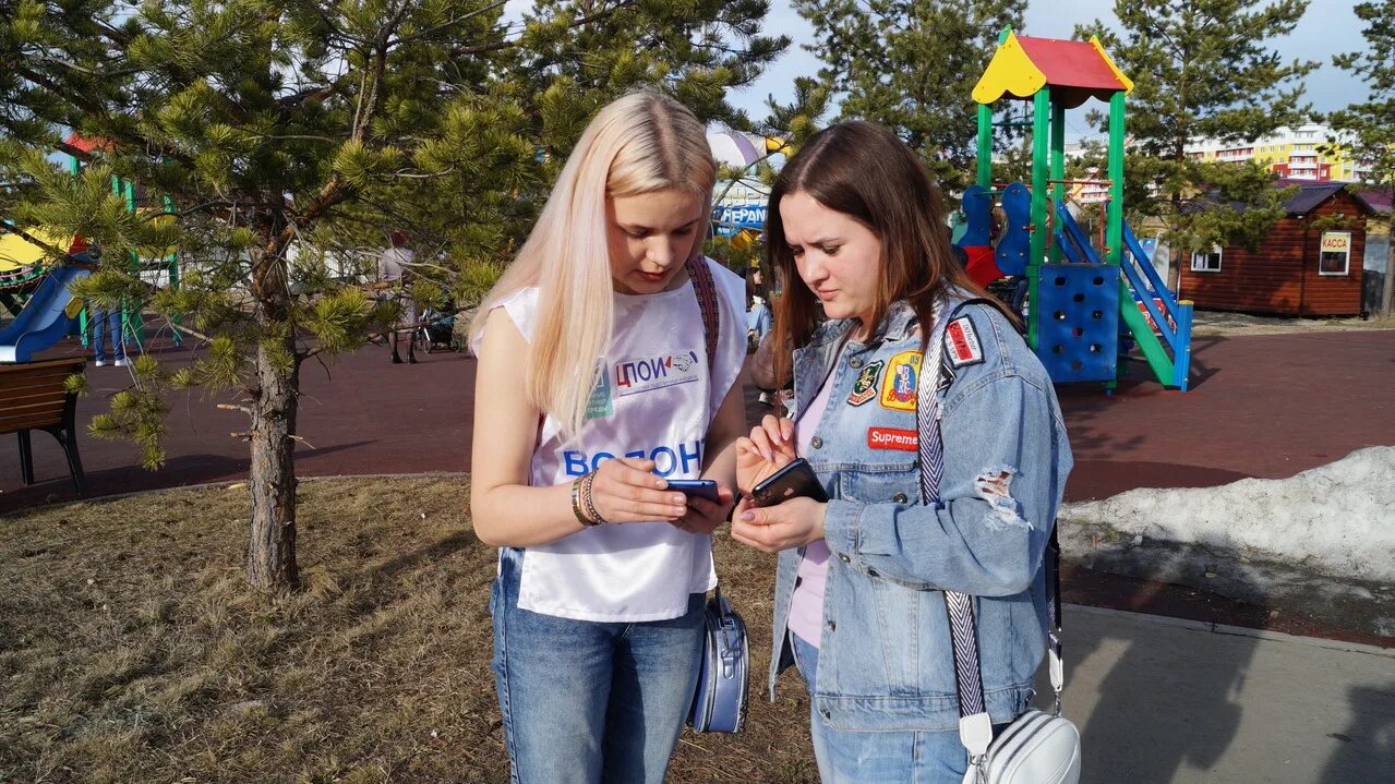 Волонтеры благоустройства. Волонтеры единой россии. Волонтерский отряд луч. Проект городские волонтеры. Проект городские волонтеры.