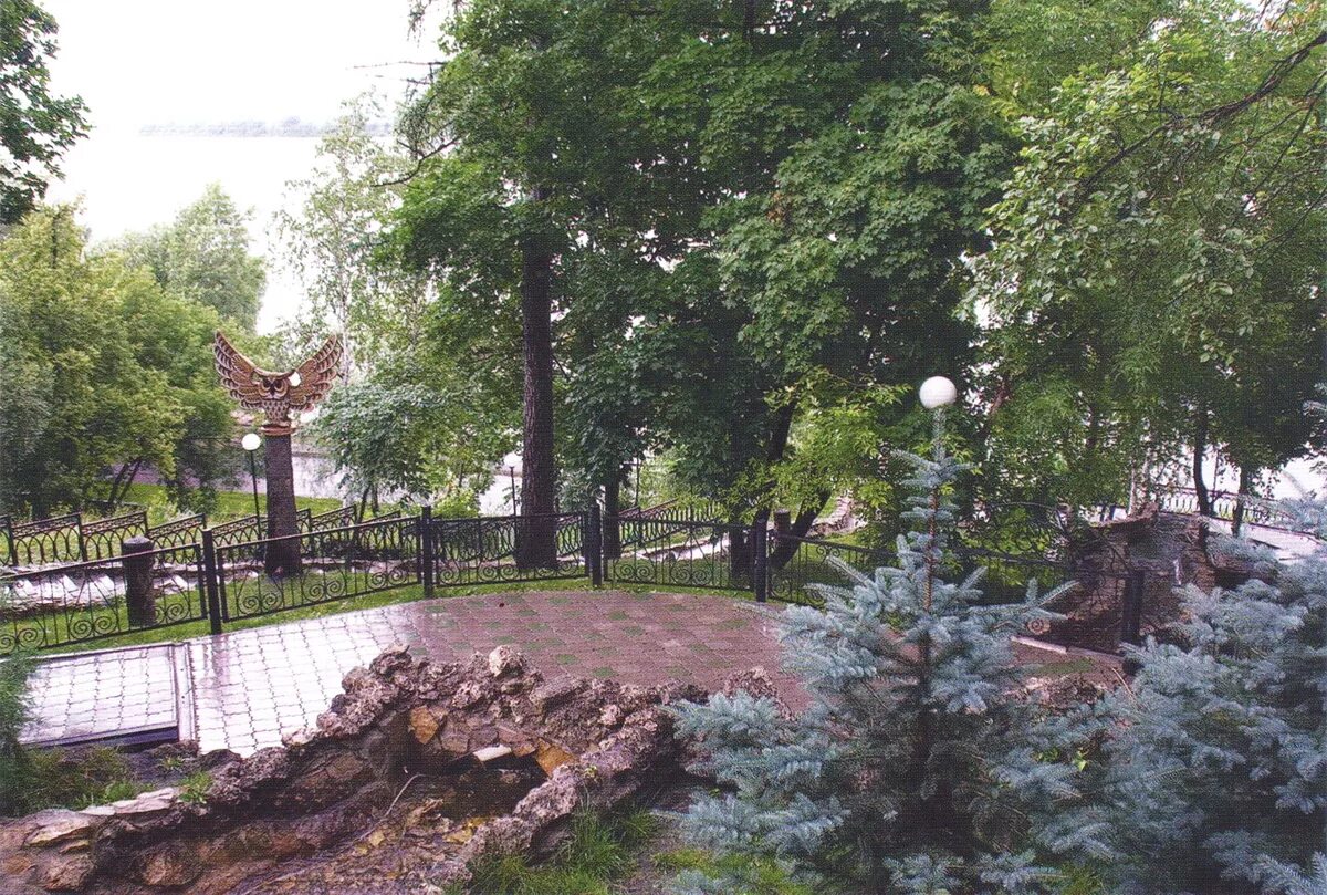 Село ключи магазины. Центр семейной медицины рубцовск. Красный ключ нижнекамск. Красноключинский центр семейной медицины. Центр семейной медицины нижнекамск красный ключ.