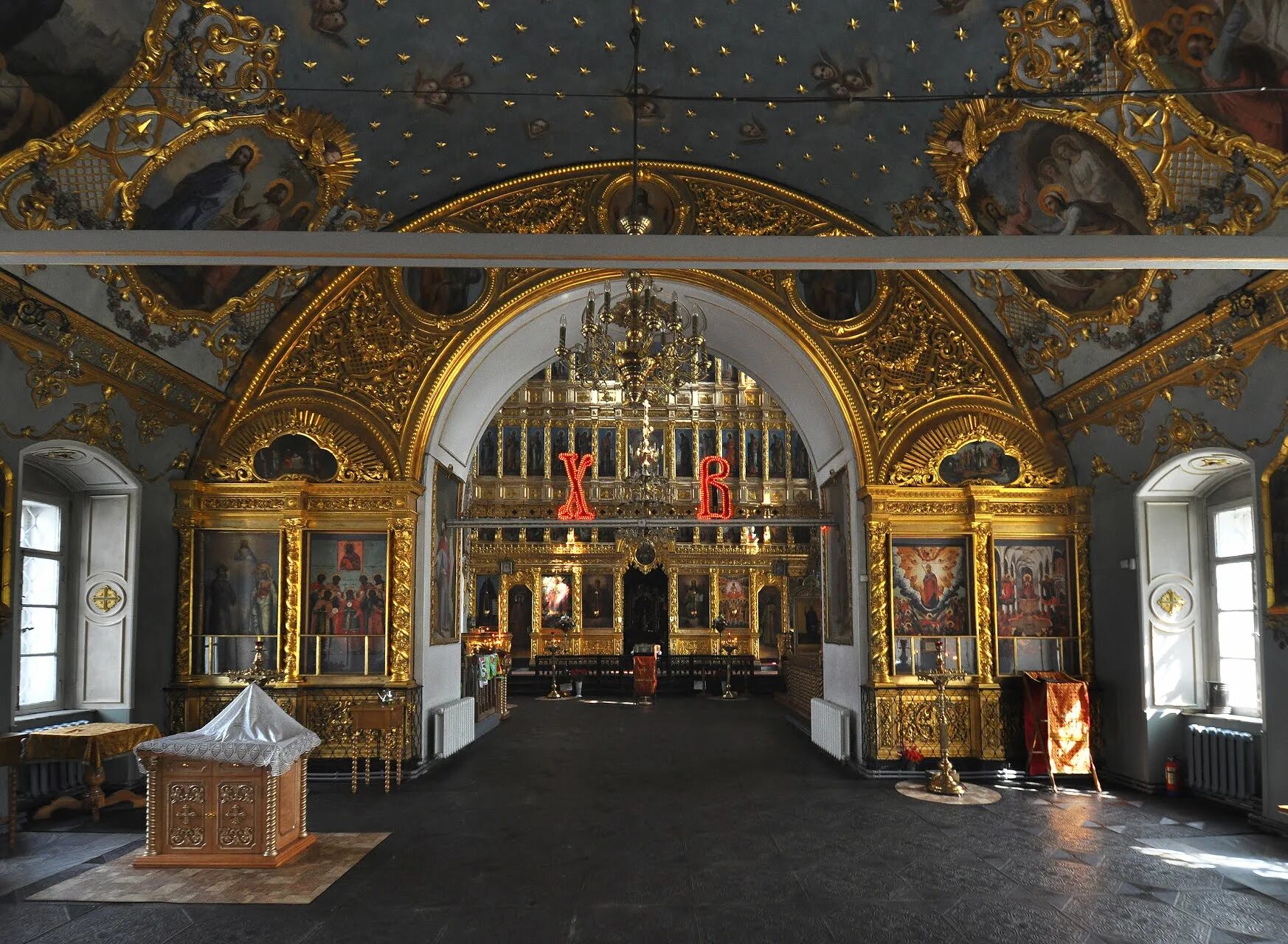 Бронницы храм архангела михаила. Михаило-архангельский собор бронницы. Собор михаила архангела (бронницы). Бронницы михаила архангела бронницы. Бронницы храм архангела михаила.