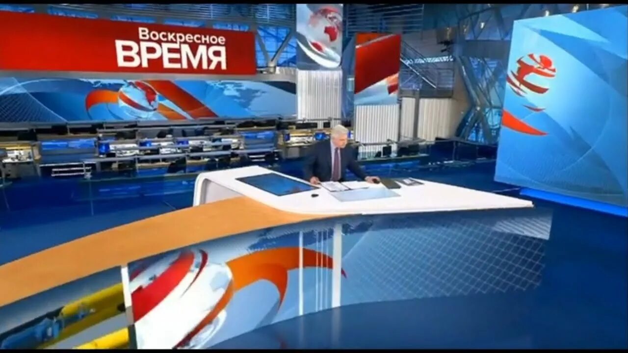 Воскресное время 1. Воскресное время. Воскресное время первый канал. Часы первого канала 2022. Воскресное время заставка.