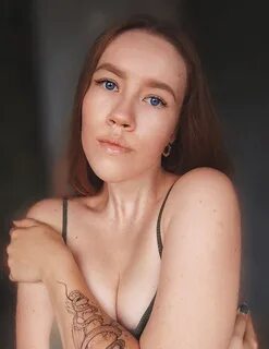 Simple russian girl camwhores