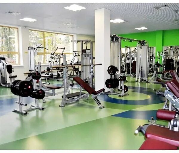 Ddx фитнес новогиреево. Фитнес зеленый проспект. Ddx фитнес некрасовка. X fit парк победы. Зеленый фитнес зал.