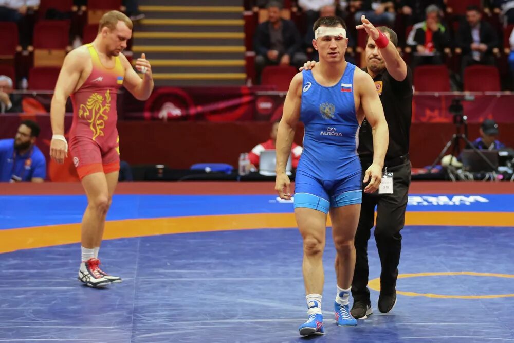 греко римские борцы. сборная азербайджана по греко-римской борьбе. сборная украины по греко-римской борьбе. чемпионат европы греко. роман власов греко-римская борьба.