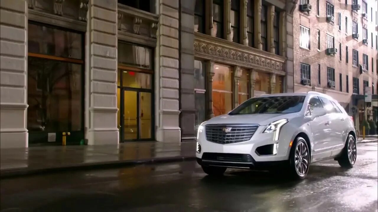 Кадиллак эскалейд 2020 ночью. Cadillac escalade 2022. Катит новый кадиллак в нем. Катит новый кадиллак в нем. Кадиллак эскалейд 2019.