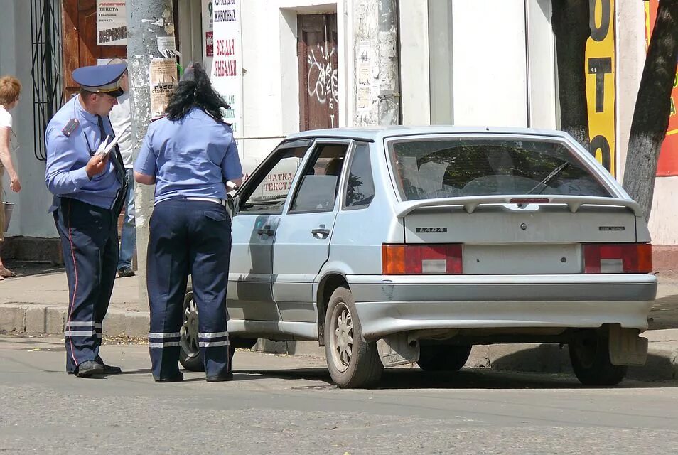 Утерянный номер автомобиля. Езда без номеров. Езда без номеров штраф. Машина без номеров. Штраф за езду без гос номера.