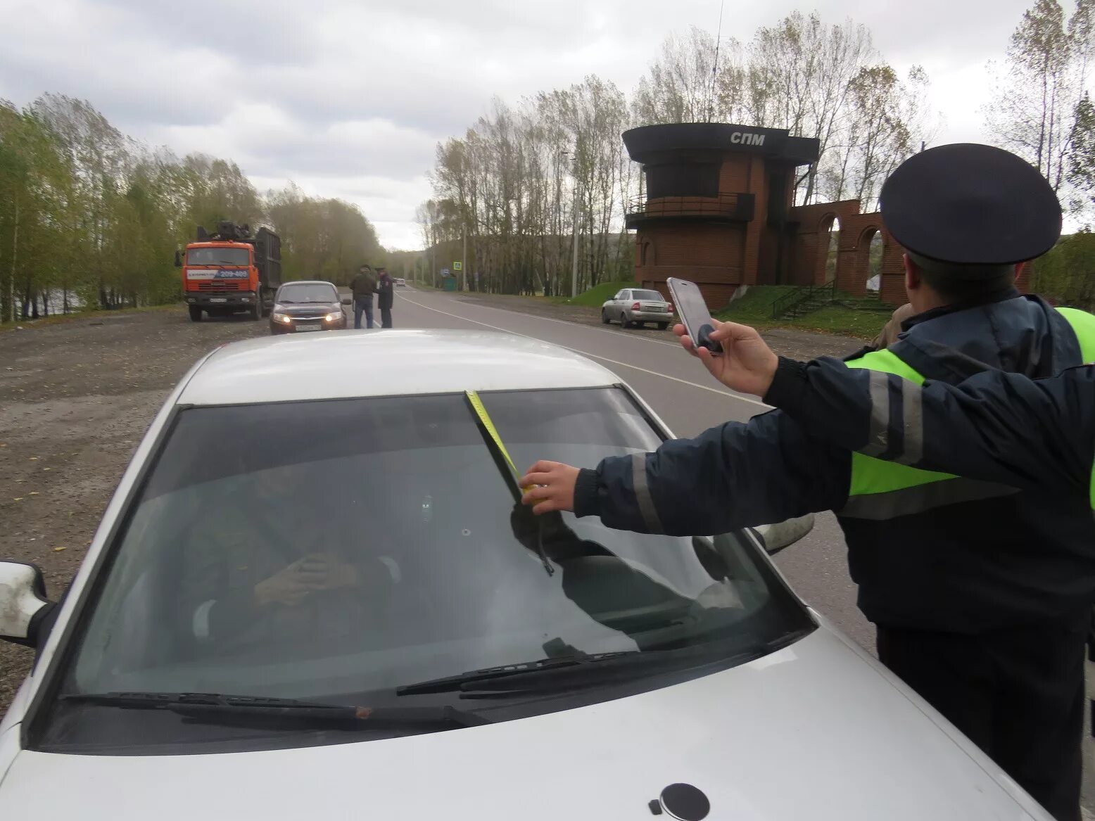 Тонировка ПДД. ПДД штраф за тонировку. Штраф за тонировку стекла. ГИБДД,ПДД,тонировка,рейд.