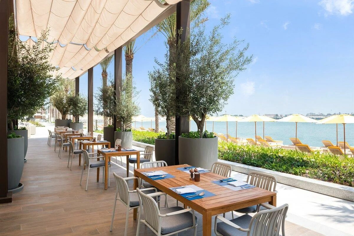 Umm al quwain beach hotel 4*. Отель vida beach resort umm al quwain 5*. Vida beach resort umm al quwain 5 умм-аль-кувейн. Umm al quwain beach hotel 4*. Ум эль кайвайн оаэ.
