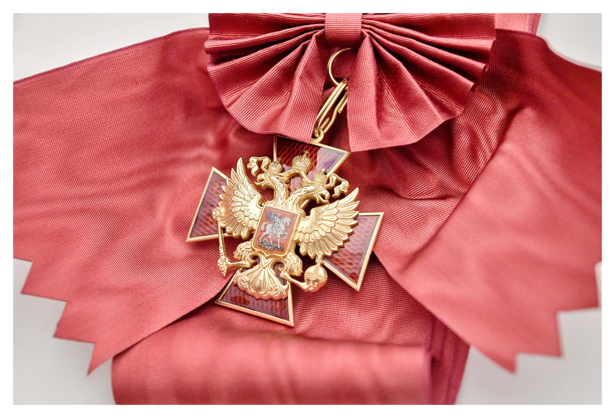 заслуги перед отечеством 3 степени. орден за заслуги перед отечеством 2 степени. орден за заслуги перед отечеством iv степени с мечами. орден «за заслуги перед отечеством» iv степени. орден награжден орденом "за заслуги перед отечеством" первой степени.