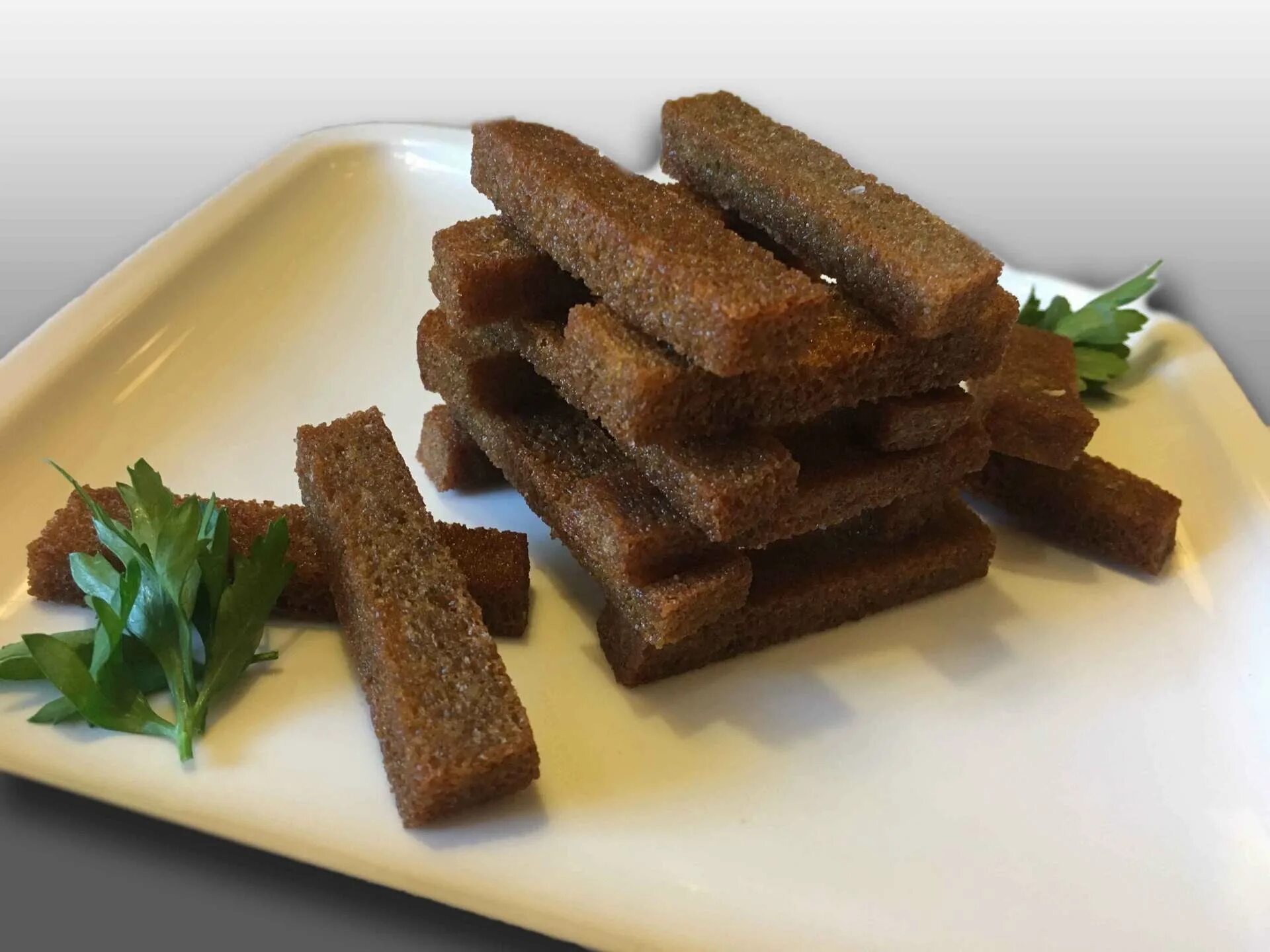 хлебные гренки. гренки чесночные к пиву. гренки дьябло. сухарики к пиву. воронцовские сухарики гренки.