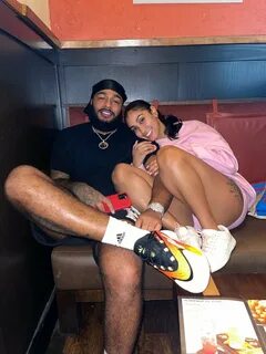 Queen Naija (@queennaija) on Twitter photo 2021-08-21 22:57:20 3 years 💕. 